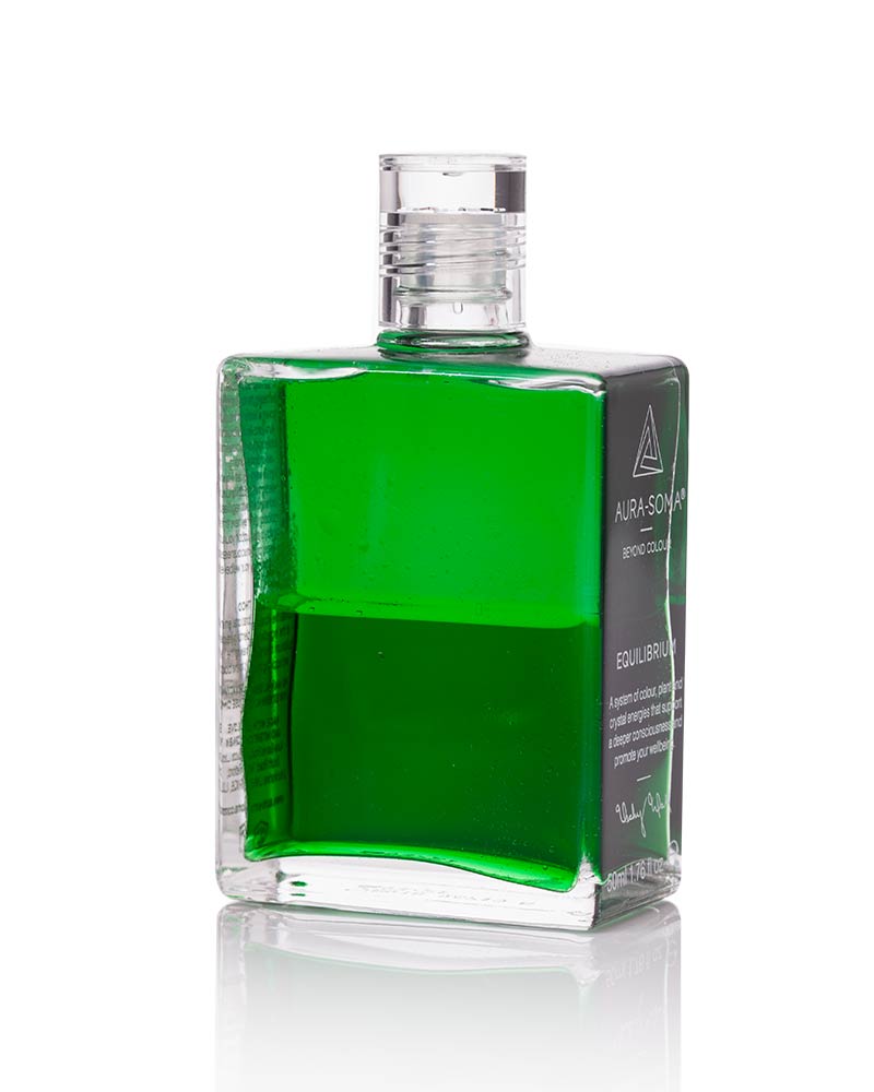 Aura-Soma Equilibrium Flasche B10 Name der Flasche: Geh, und umarme einen Baum: Grün über Grün. Eine zweischichtige Glasflasche mit klarem Deckel.