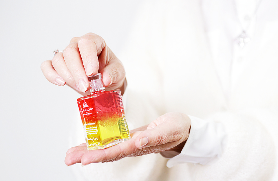 Aura-Soma Morgenritual fürs Herzchakra: Dein Anker für einen liebevollen Tag Aura-Soma Morgenritual fürs Herzchakra: Dein Anker für einen liebevollen Tag