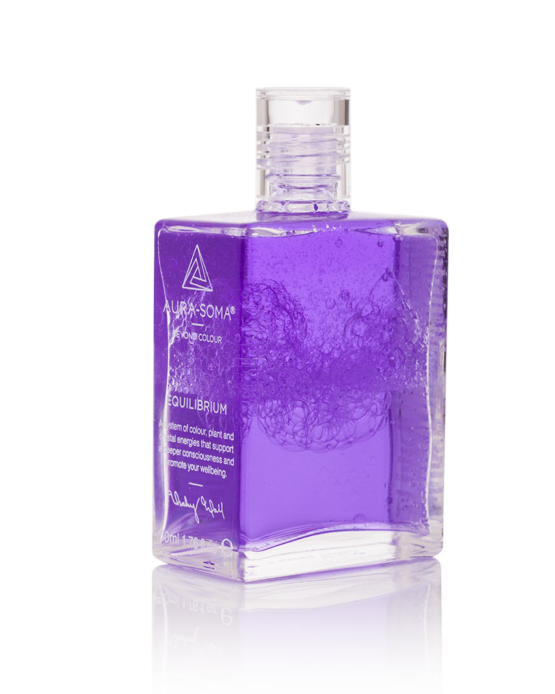 Aura-Soma Equilibrium Flasche B16 Name der Flasche: Das violette Gewand: Violett über Violett. Eine zweischichtige Glasflasche mit klarem Deckel.